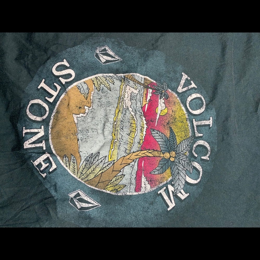 Volcom tee